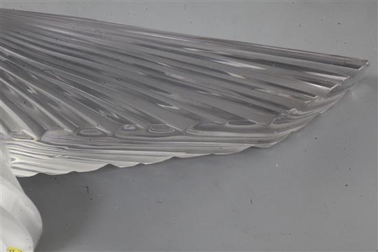 Victoire/Victory or Spirit of the Wind. A glass mascot by René Lalique, introduced on 18/4/1928, No.1147 Height 13.8cm.